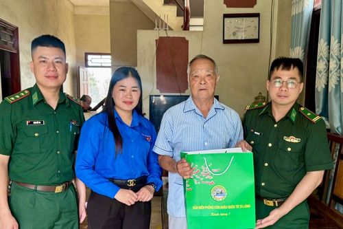 Đồn Biên phòng Cửa khẩu Quốc tế Tà Lùng nhiều hoạt động chào mừng ngày giải phóng miền Nam 30/4