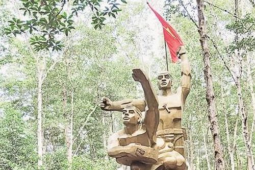 Tổ quốc linh thiêng