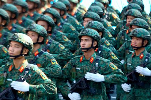 Cần lưu ý gì khi đi xem diễu binh, diễu hành 30/4 ở TP.HCM?