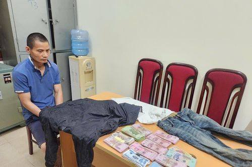 Khởi tố con bạc cướp ngân hàng để 'được đi tù'