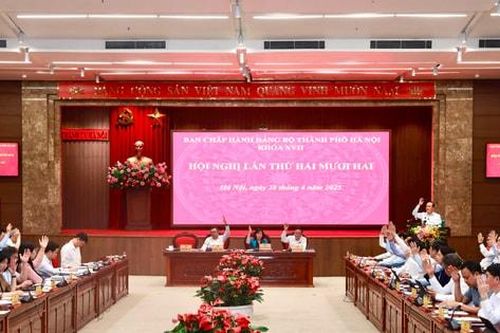 Thành ủy Hà Nội ban hành nghị quyết về 2 nội dung quan trọng thông qua tại Hội nghị lần thứ 22