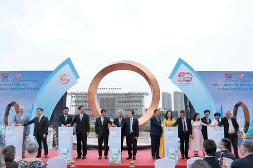 TP Hồ Chí Minh: Khánh thành công trình biểu tượng hữu nghị quốc tế