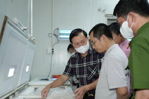 Nhiều vi phạm an toàn thực phẩm tại một công ty chế biến thực phẩm ở Thạch Thất