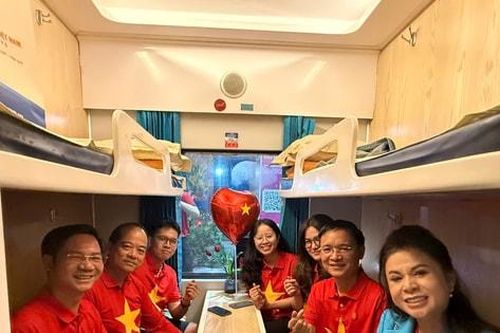 'Đoàn tàu Thống Nhất' khởi hành từ thành phố Hồ Chí Minh 'hẹn' gặp Hà Nội tại Đà Nẵng