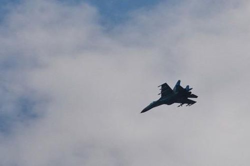 Su-27 Ukraine rơi khi truy đuổi UAV Nga
