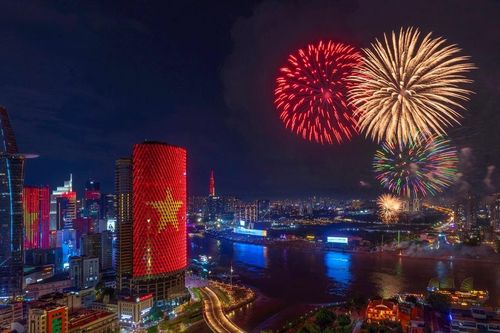 Từ 'hòn ngọc Viễn Đông' đến đầu tàu kinh tế cả nước