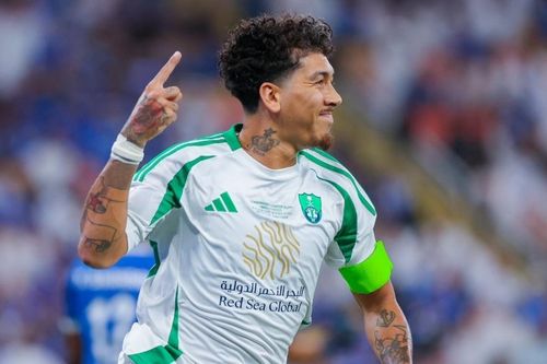 Firmino cùng đồng đội lập kỳ tích tại cúp châu Á