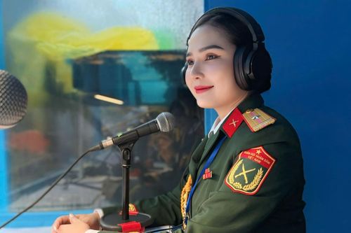 Nữ thiếu tá có giọng đọc 'chạm đến vạn trái tim' trong đại lễ 30/4