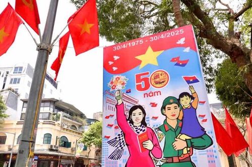 Hân hoan đón mừng 50 năm ngày non sông liền một dải