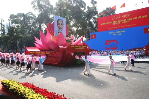 Lãnh đạo chính đảng, các nước chúc mừng Việt Nam dịp 50 năm thống nhất đất nước