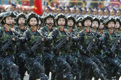 Lễ kỷ niệm, diễu binh diễu hành 50 năm Ngày giải phóng miền Nam, thống nhất đất nước