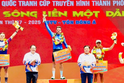 Kết thúc Cúp Truyền hình TP.HCM 2025, cua-rơ New Zealand nước rút ngoạn mục để lập kỷ lục đặc biệt