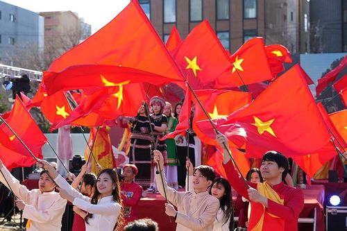 Tùng Dương, Isaac dự Festival 'Trái tim Việt Nam - 50 năm hòa chung một nhịp' tại Nhật Bản