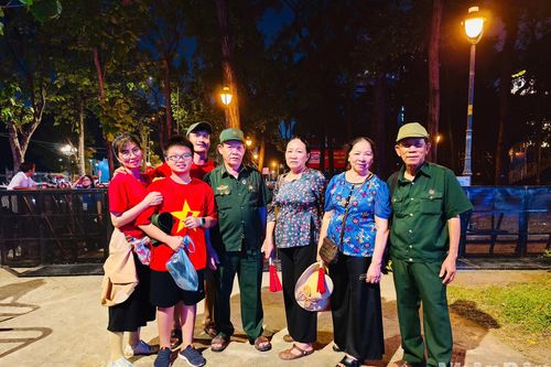 Cảm xúc tự hào, hạnh phúc khi chứng kiến Lễ Kỷ niệm 50 năm Ngày Giải phóng miền nam, thống nhất đất nước