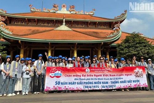 Kiều bào tại Thái Lan tự hào về Đại thắng mùa Xuân 1975