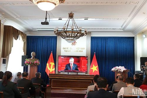 Kỷ niệm 50 năm Ngày Giải phóng miền nam, thống nhất đất nước tại Liên bang Nga