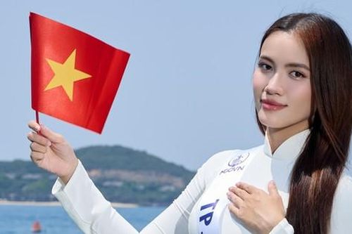Á hậu sở hữu bằng IELTS 8.0 Minh Nhàn khiến netizen 'dậy sóng'