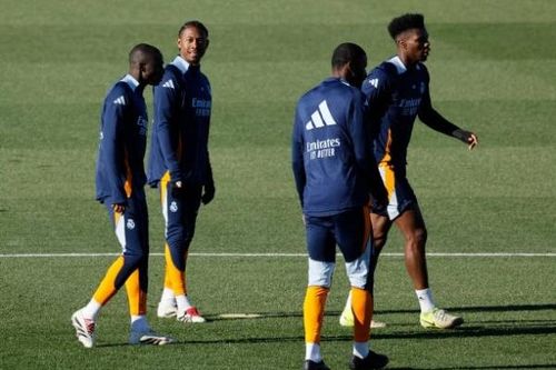 Sốc: Real Madrid tiếp tục nhận 'tin dữ', mất 4 cầu thủ hết mùa chỉ trong 6 ngày