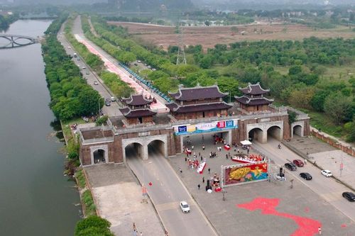 Ninh Bình: Khai mạc sự kiện Nón lá - Việt Nam Festival 2025