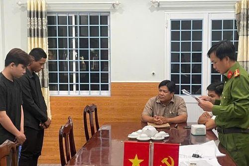 Khởi tố hai đối tượng thực hiện 5 vụ cướp giật dây chuyền tại vùng U Minh Thượng
