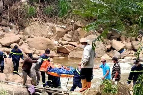 Tìm thấy cụ ông ở Đà Lạt sau 7 ngày bị nước cuốn trôi