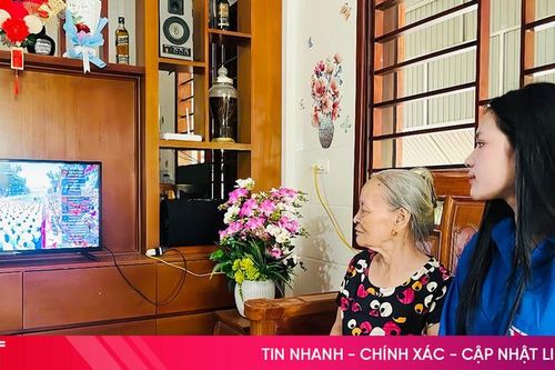 Người dân Hà Tĩnh rưng rưng niềm xúc động khi xem lễ diễu binh lịch sử