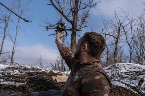 Mỹ hợp tác với Ukraine về UAV trong dự án Artemis