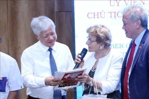Chủ tịch UBTW MTTQ Việt Nam gặp mặt tri ân bạn bè quốc tế