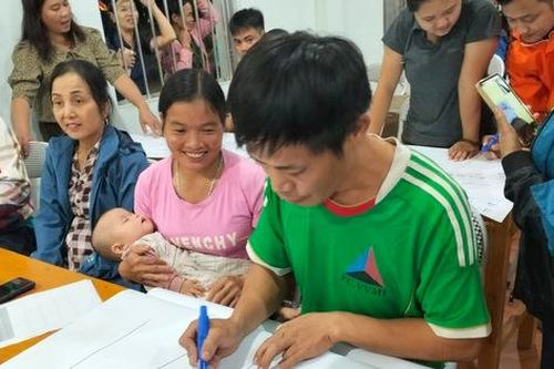 Hội LHPN thị trấn Yên Bình: 'Cầu nối số' gắn kết hội viên, lan tỏa tri thức