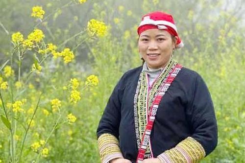 Phụ nữ dân tộc thiểu số vận dụng mạng xã hội để làm kinh tế