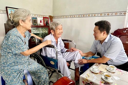 Tri Tôn phát huy truyền thống anh hùng