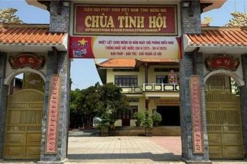 Hơn 700 tự viện Phật giáo Đồng Nai đồng loạt treo cờ Tổ quốc kỷ niệm 50 năm Ngày Giải phóng Miền Nam, thống nhất đất nước