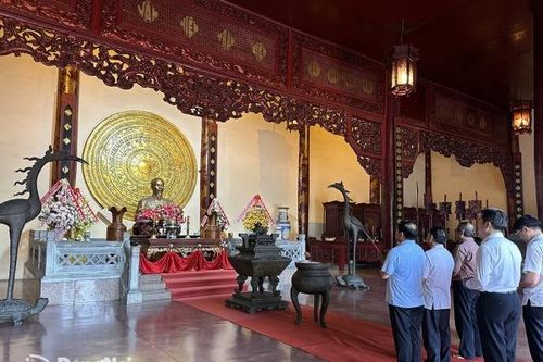 Địa chỉ đỏ, điểm đến du lịch thiêng liêng