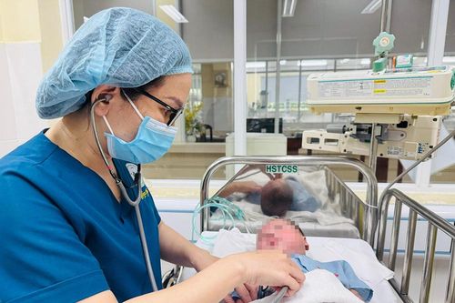 Gần 100 ngày tập trung cứu chữa bé trai sinh non ở Long Thành bị uốn ván rốn nghiêm trọng