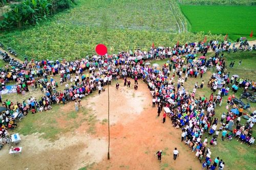 Rực rỡ sắc màu Lễ hội quả còn huyện Bảo Yên