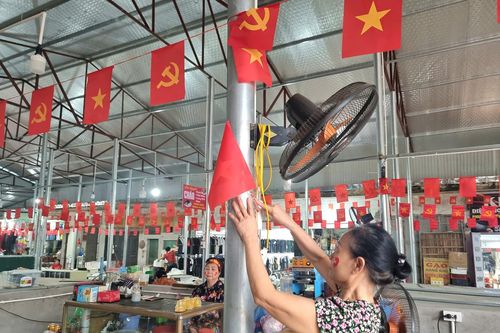 Lan tỏa lòng yêu nước từ những điều giản dị