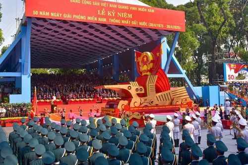 Long trọng Lễ Kỷ niệm 50 năm ngày Giải phóng miền Nam, thống nhất đất nước