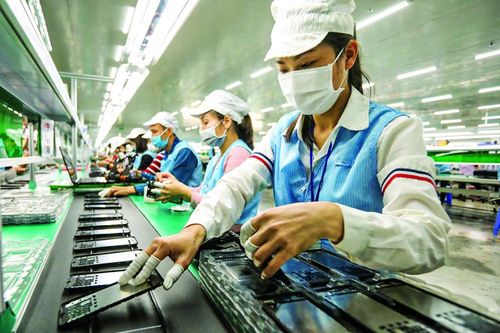 Giữa thương chiến, cổ phiếu ngành nào vẫn tích cực