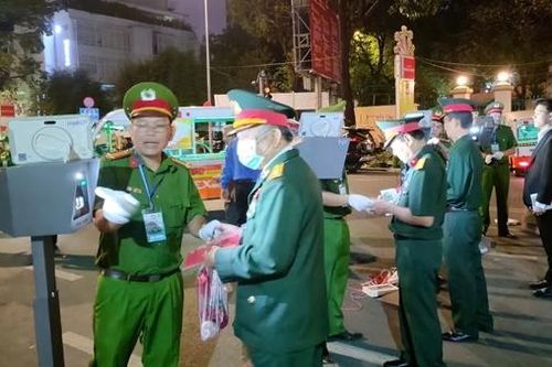 Công an TP Hồ Chí Minh trắng đêm đảm bảo ANTT Đại lễ 30/4