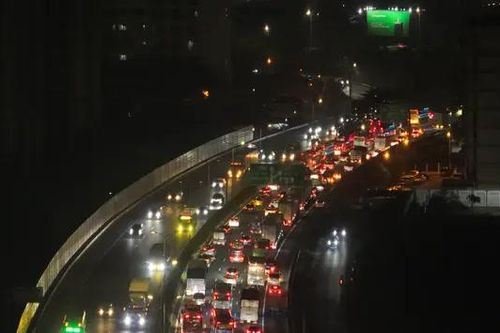 Ùn tắc tại cửa ngõ Thủ đô trước ngày đầu nghỉ lễ