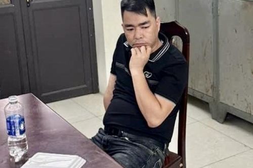 Khởi tố đối tượng tổ chức cho người khác xuất cảnh trái phép