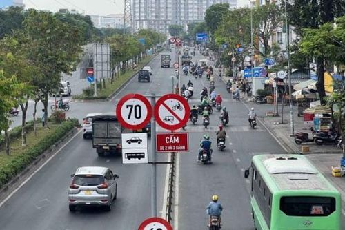 Quy định mới nhất về tốc độ tối đa của ô tô, xe máy, người dân cần nắm rõ để tránh bị phạt