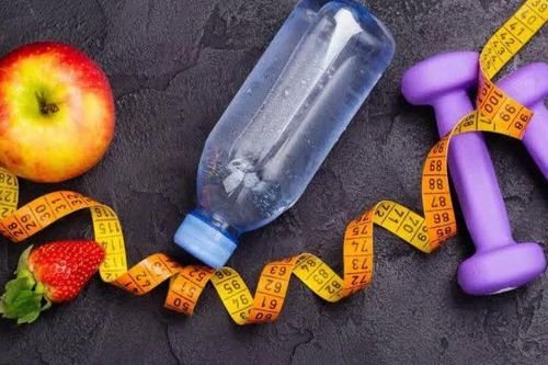 Cách ăn uống lành mạnh và tránh tăng cân sau kỳ nghỉ dài