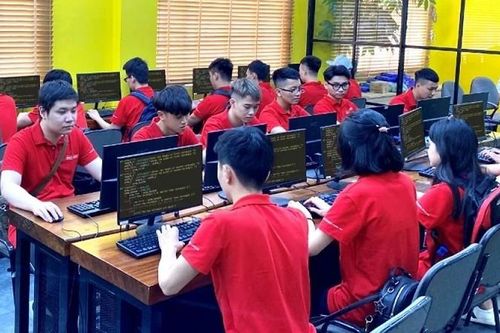 Nâng cao năng lực thực tiễn cho nguồn nhân lực số