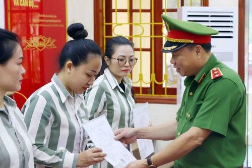 Trại giam Ninh Khánh công bố Quyết định đặc xá năm 2025 cho 149 phạm nhân
