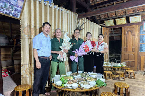 Thêm yêu quê hương và trân quý giá trị của hòa bình