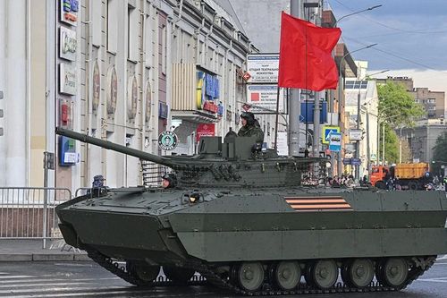 BMD-4M với lớp bảo vệ mới được phát hiện tại buổi diễn tập duyệt binh