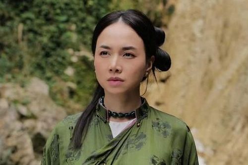 Rạp chiếu gay cấn dịp lễ 30/4