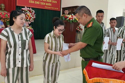 Lời dặn ở trại tạm giam số 2 Hà Nội: 'Đừng gặp lại thầy trong hoàn cảnh này'