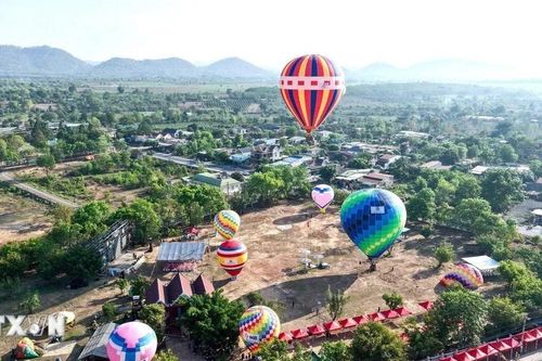 Trải nghiệm đặc sắc tại Ngày hội Khinh khí cầu Đắk Lắk 2025 - Bay trên đại ngàn